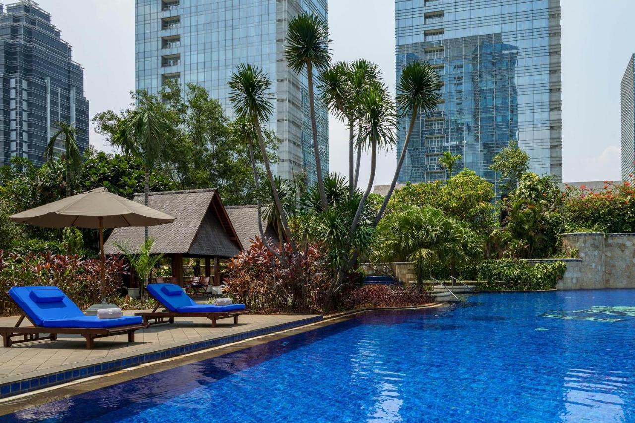 The Ritz-Carlton Jakarta, Pacific Place Exterior photo